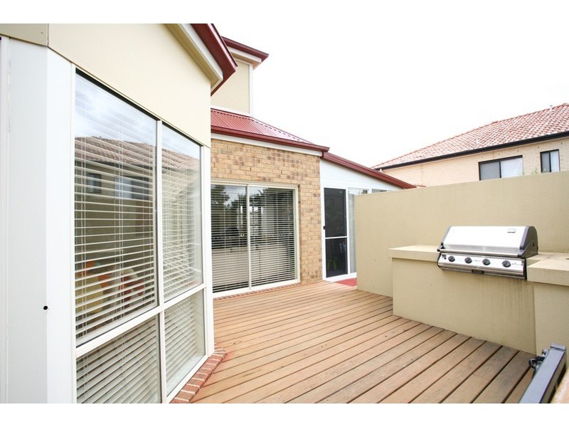 5 Rosemary Court, Berwick VIC 3806