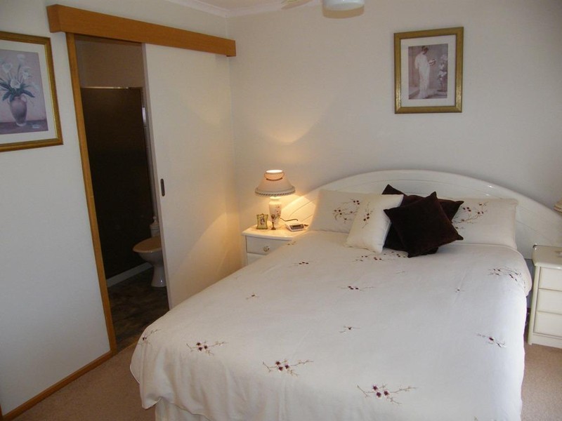 1 Lodge Crescent, Berwick VIC 3806