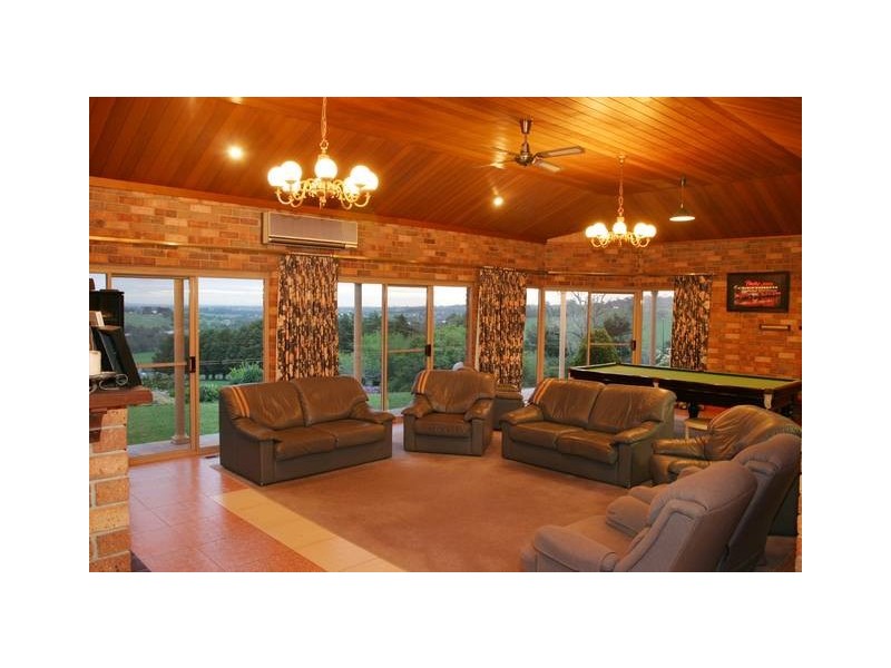 587 Belgrave-Hallam Road, Narre Warren East VIC 3804