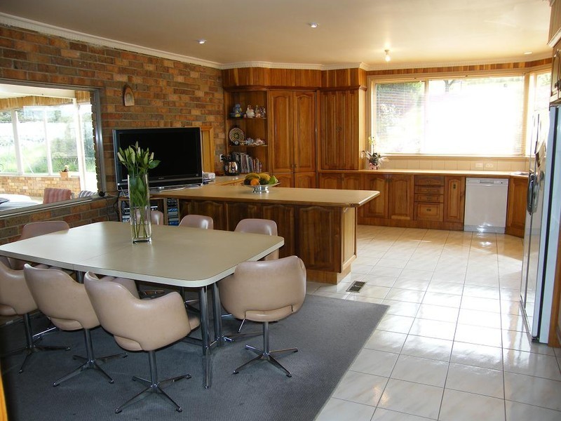 587 Belgrave-Hallam Road, Narre Warren East VIC 3804