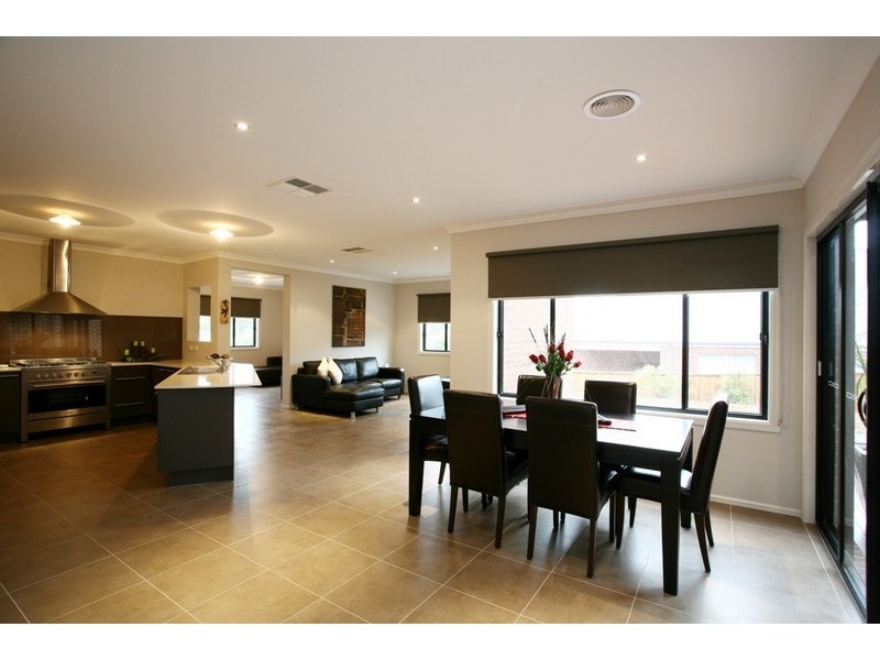 4 Yardley Court, Berwick VIC 3806