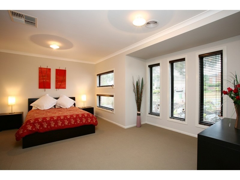 4 Yardley Court, Berwick VIC 3806