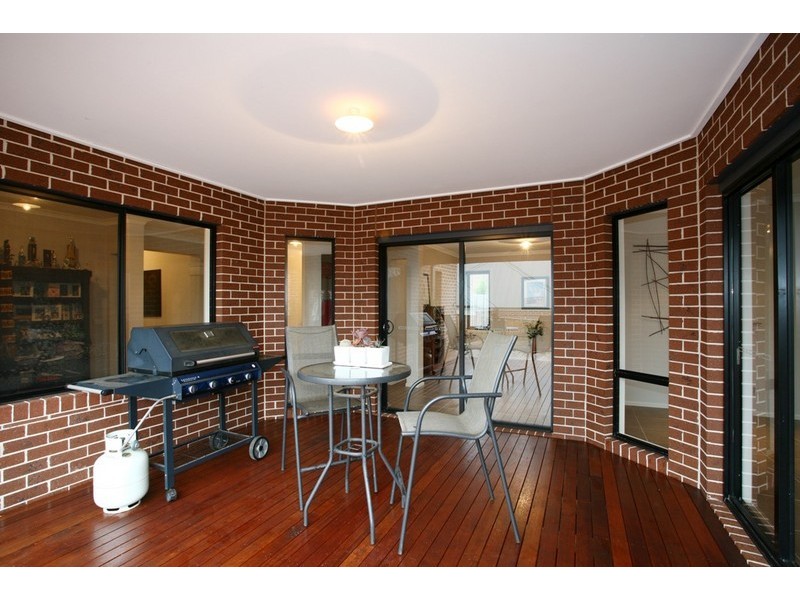 4 Yardley Court, Berwick VIC 3806