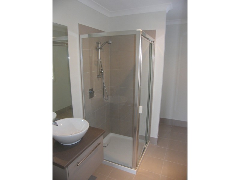 6 Benmar Place, Lyndhurst VIC 3975