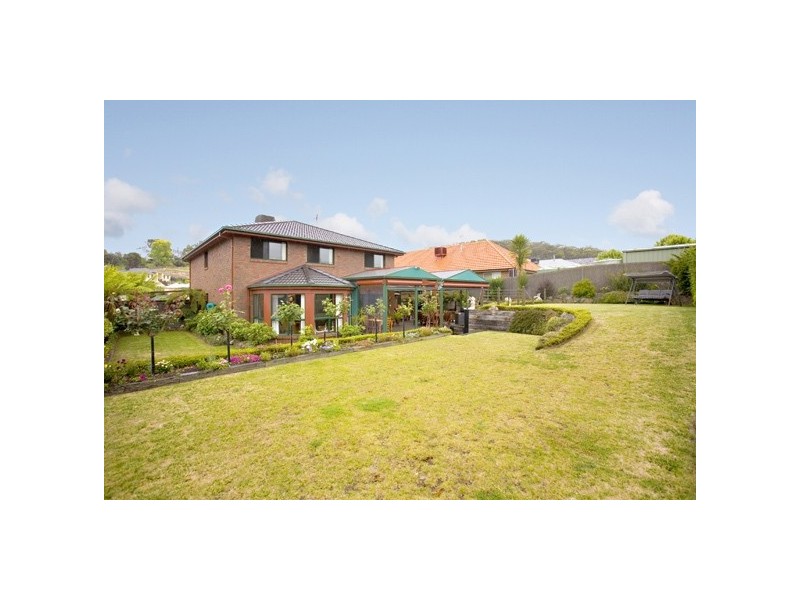 30  Janet Bowman Blvd, Beaconsfield VIC 3807