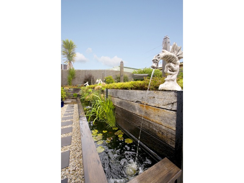 30  Janet Bowman Blvd, Beaconsfield VIC 3807