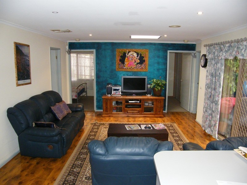 51 Norfolk Drive, Narre Warren VIC 3805