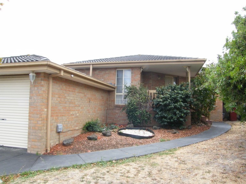 4  Leonie Court, Narre Warren VIC 3805