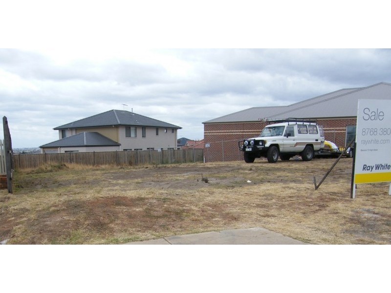 31 Hillgrove Crescent, Berwick VIC 3806