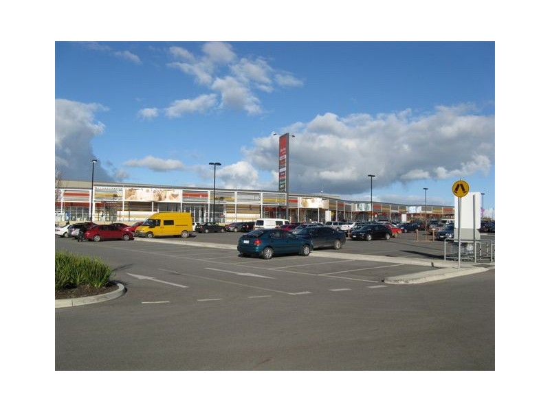 31 Hillgrove Crescent, Berwick VIC 3806