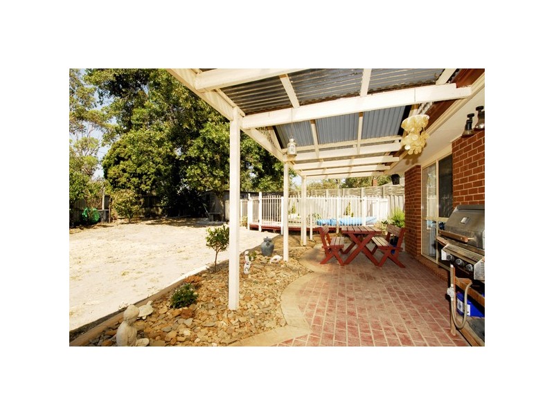 10 Eastbury Court, Narre Warren South VIC 3805