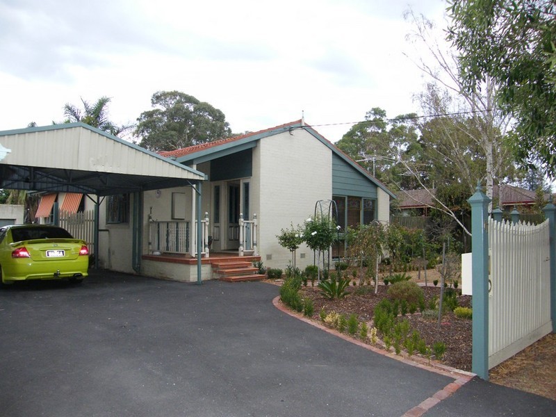 17 Fountain Drive, Narre Warren VIC 3805