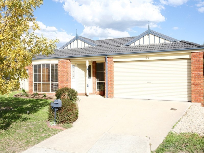 44 Kingston Avenue, Narre Warren South VIC 3805