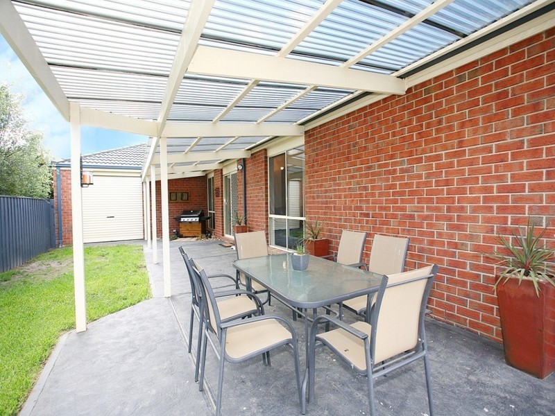 44 Kingston Avenue, Narre Warren South VIC 3805