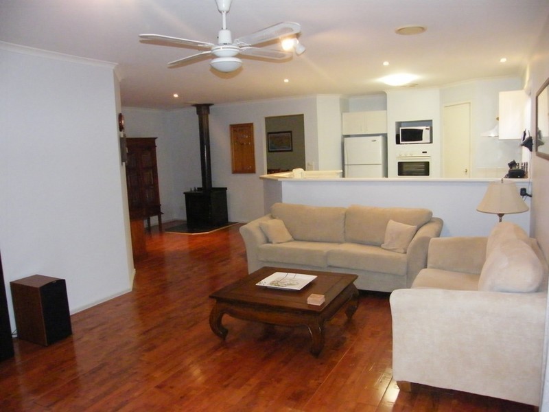 5  Pike Close, Narre Warren South VIC 3805