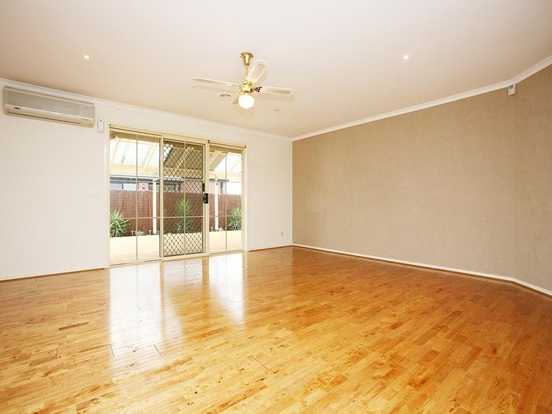 3 Osmington Circuit, Narre Warren South VIC 3805