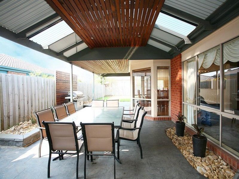 44 Mariner Close, Cranbourne North VIC 3977