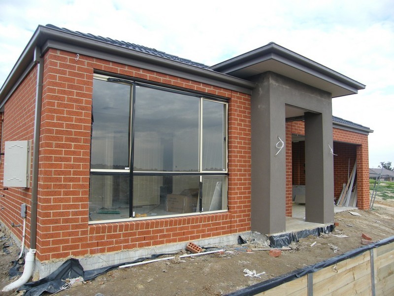 9 Sweetgum Court, Pakenham VIC 3810