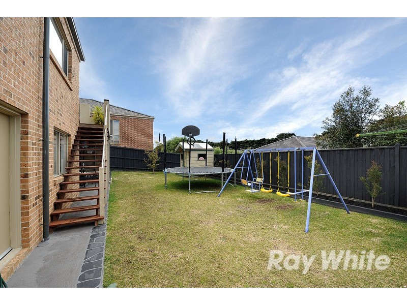 8 Southgate Drive, Berwick VIC 3806