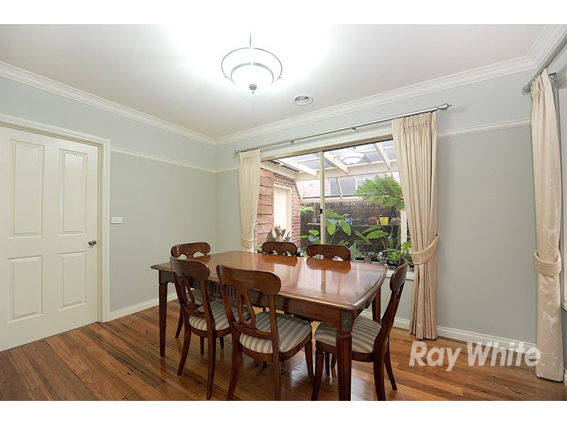 16 Leisurewood Drive, Berwick VIC 3806