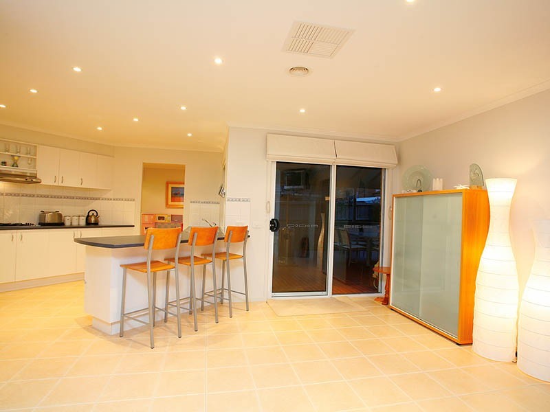 66 Sherwood Road, Narre Warren South VIC 3805