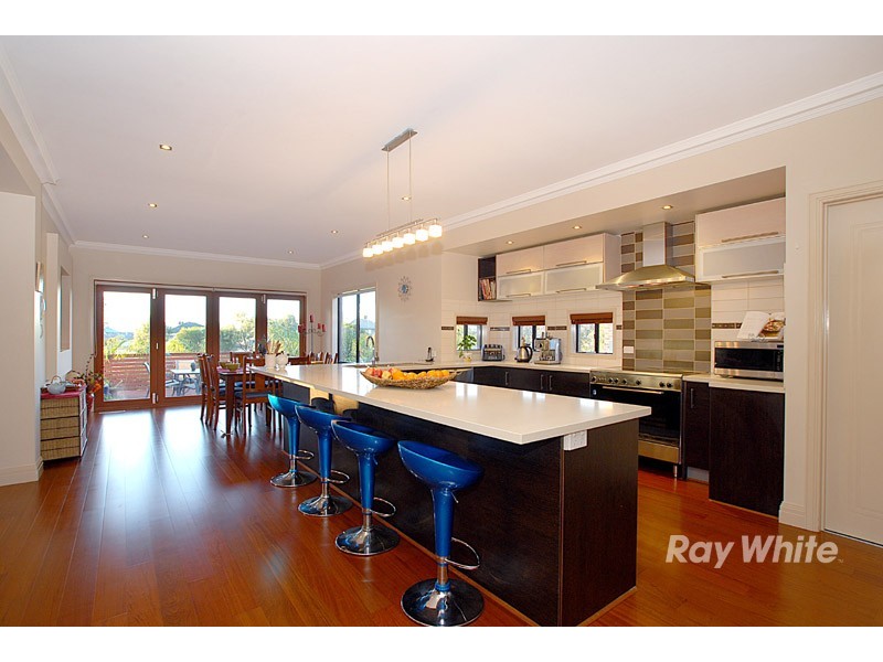 10 Ambrose Court, Berwick VIC 3806