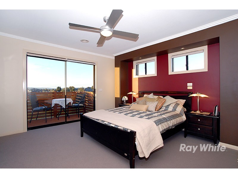 10 Ambrose Court, Berwick VIC 3806