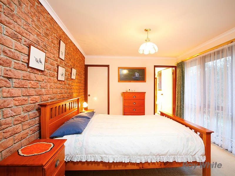 1 Grant Court, Beaconsfield Upper VIC 3808