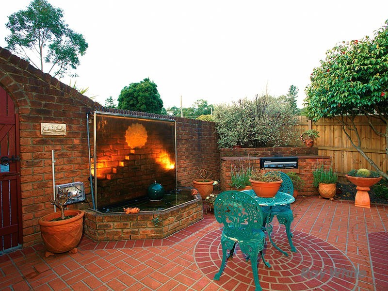 1 Grant Court, Beaconsfield Upper VIC 3808