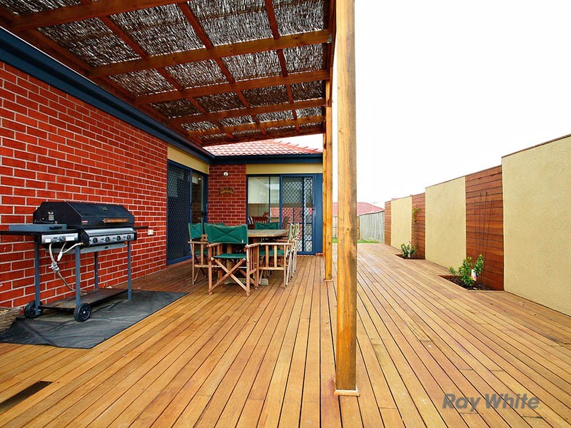 6 Lynch Court, Berwick VIC 3806