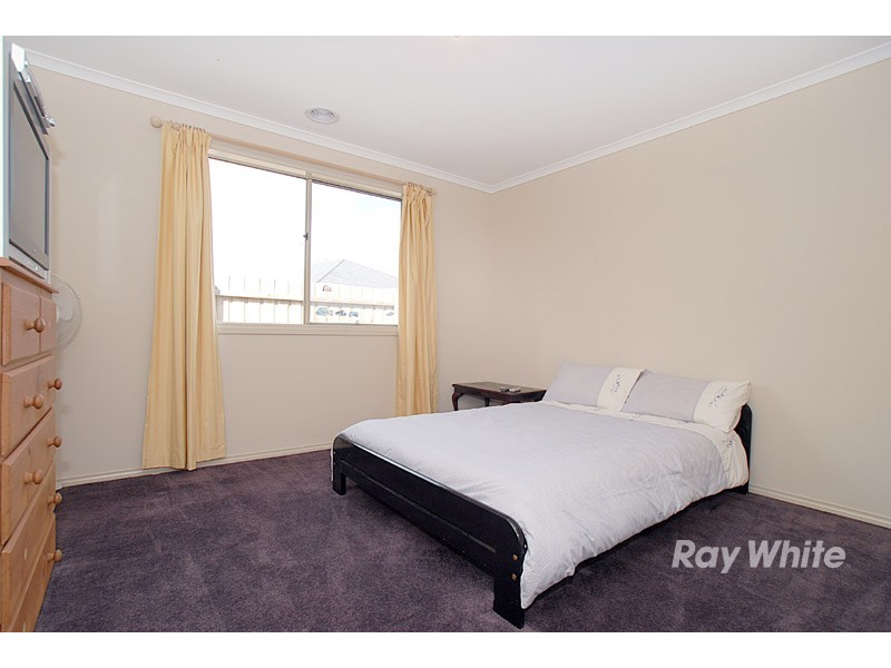 6 Osprey Court, Pakenham VIC 3810