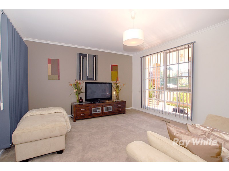 56 Lawrence Drive, Berwick VIC 3806