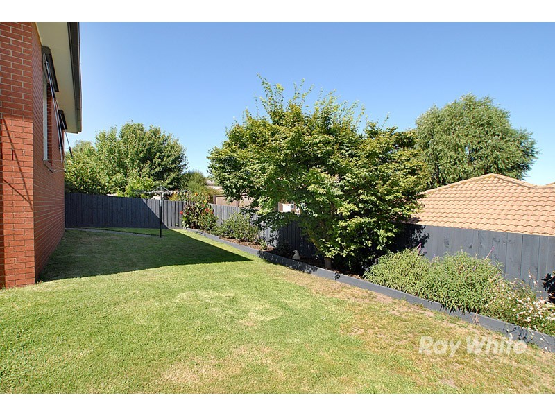 56 Lawrence Drive, Berwick VIC 3806