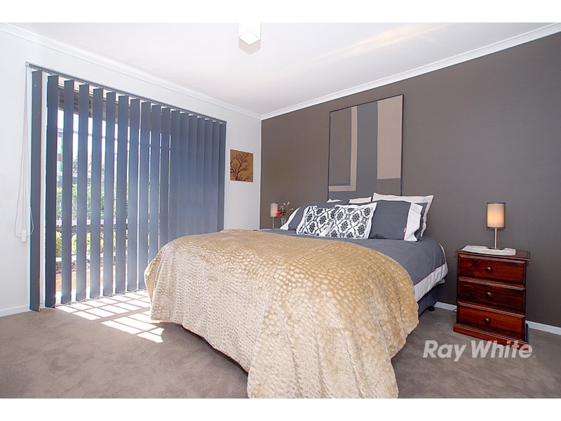 56 Lawrence Drive, Berwick VIC 3806