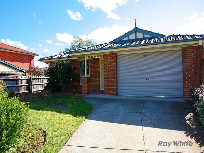 10 Illowra Court, Berwick VIC 3806