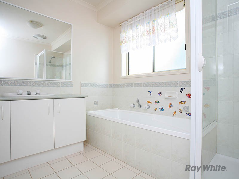 10 Illowra Court, Berwick VIC 3806