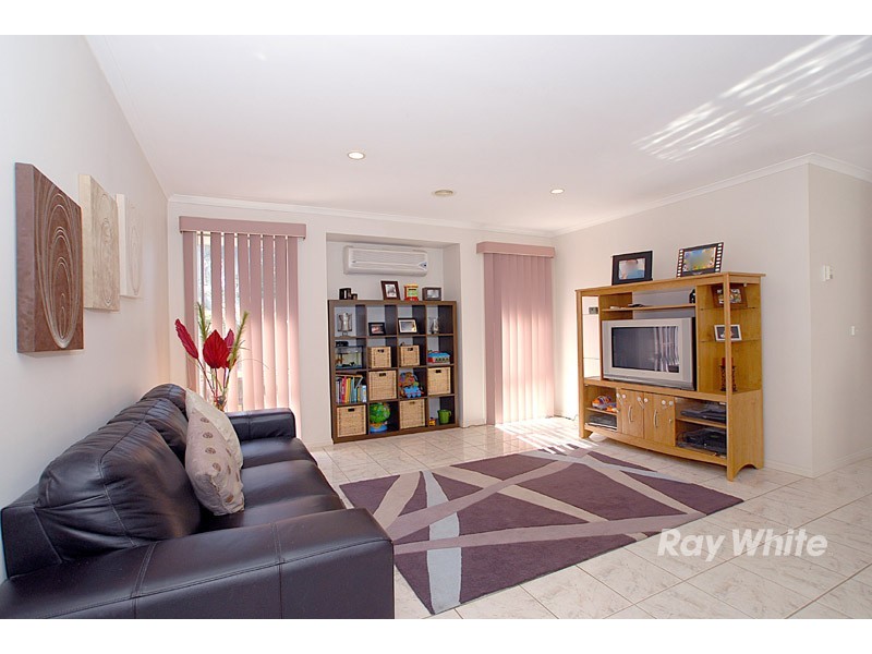 4 Bangalay Place, Berwick VIC 3806