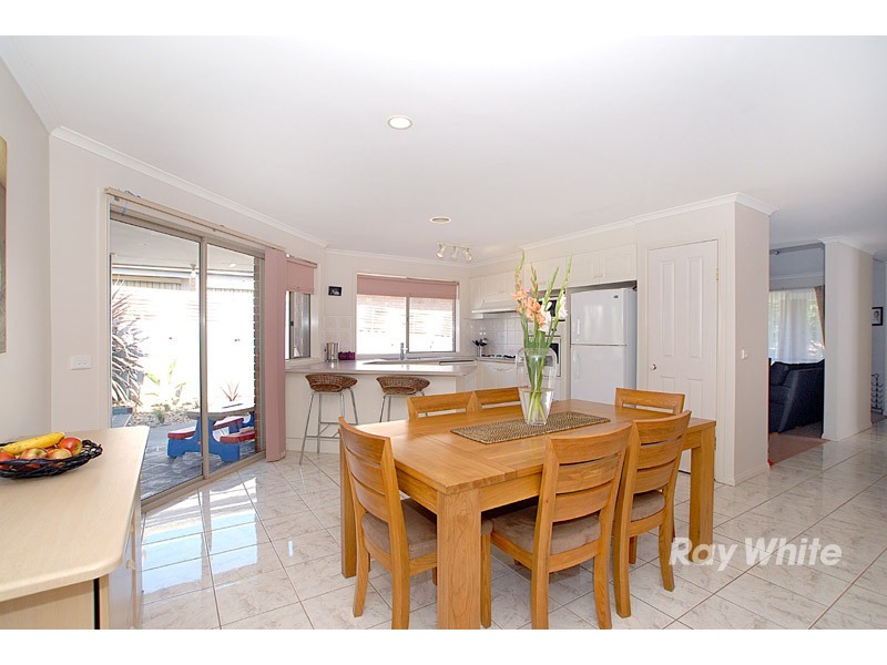4 Bangalay Place, Berwick VIC 3806