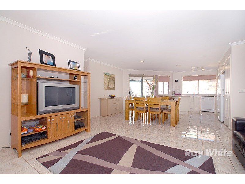 4 Bangalay Place, Berwick VIC 3806