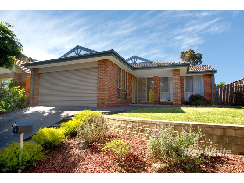 4 Bangalay Place, Berwick VIC 3806