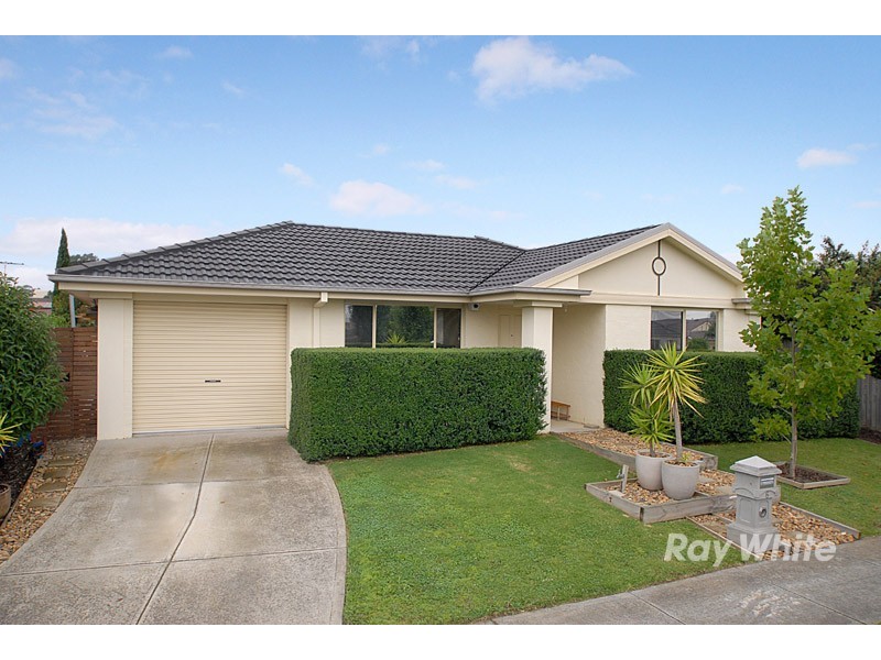 6 Turella Close, Berwick VIC 3806