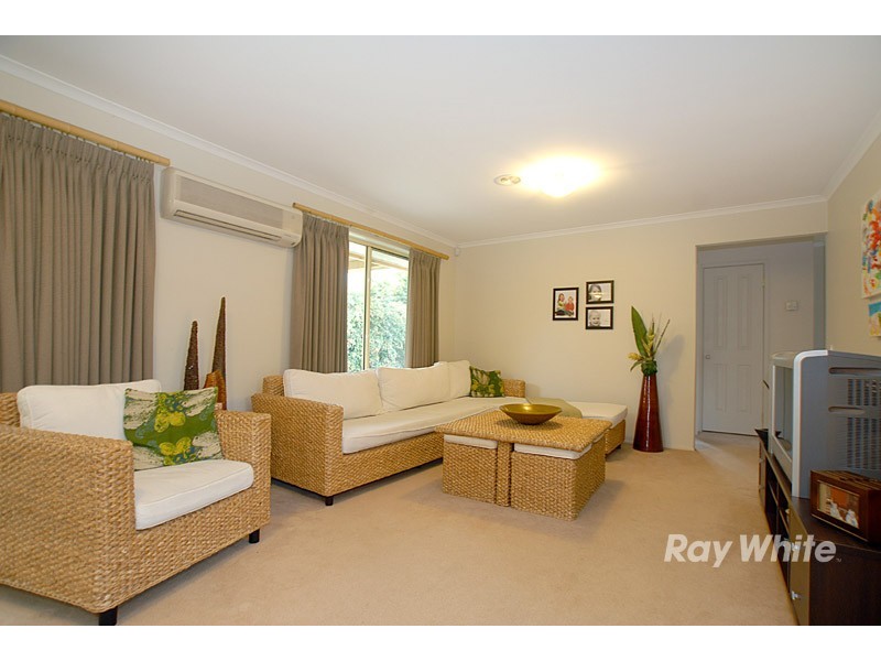 6 Turella Close, Berwick VIC 3806