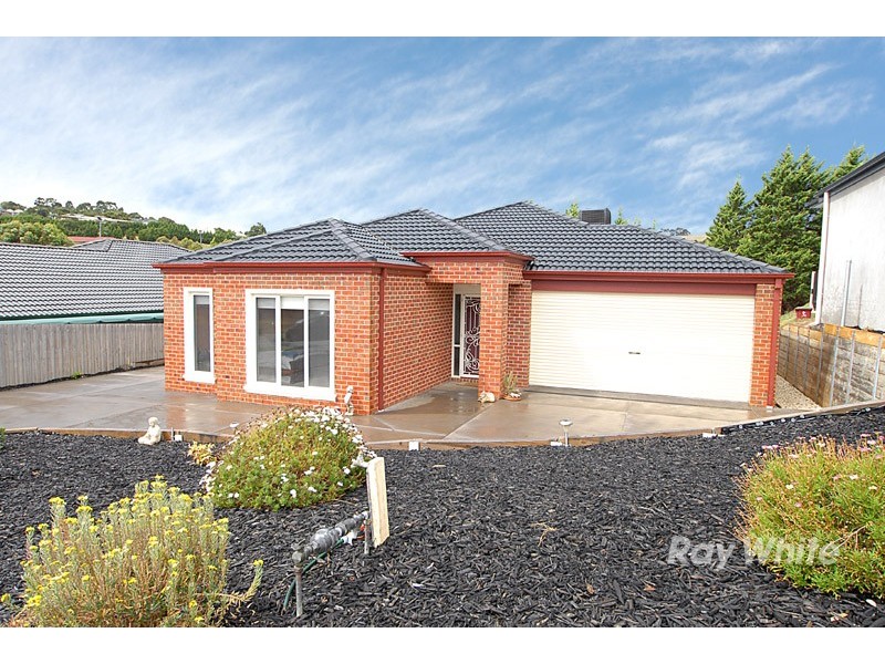 44 Whistler Avenue, Berwick VIC 3806