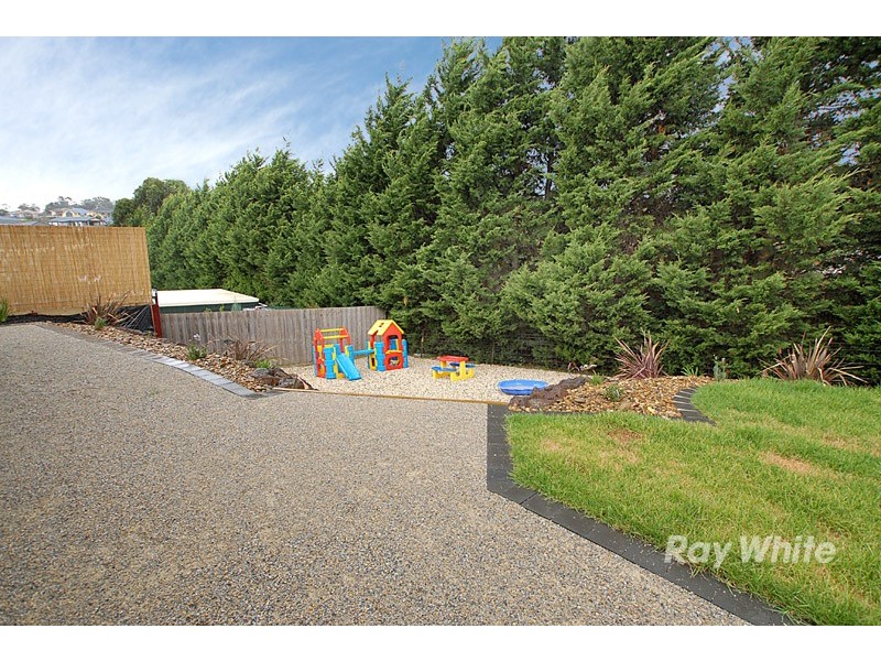 44 Whistler Avenue, Berwick VIC 3806