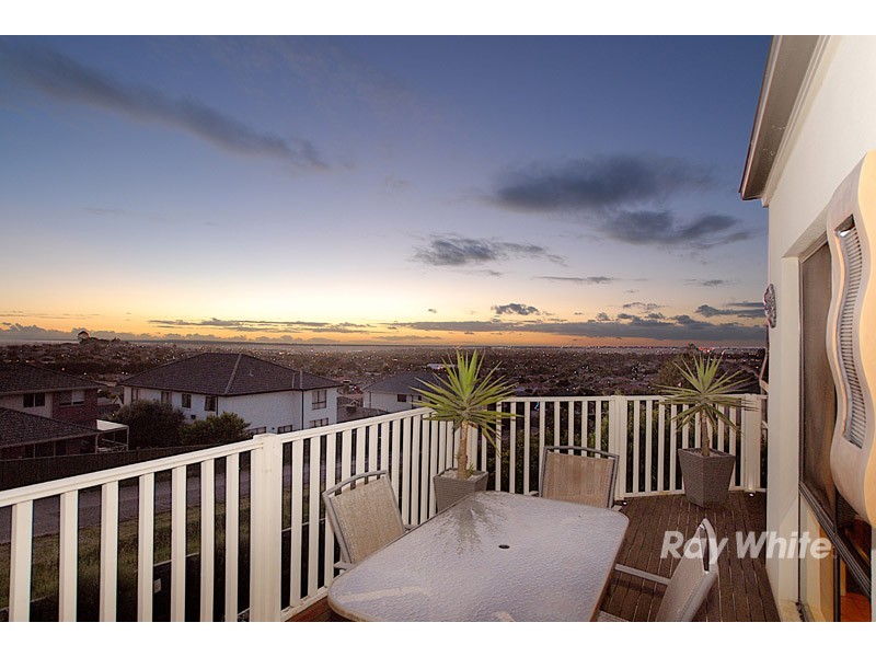 87 Montbrae Circuit, Narre Warren North VIC 3804