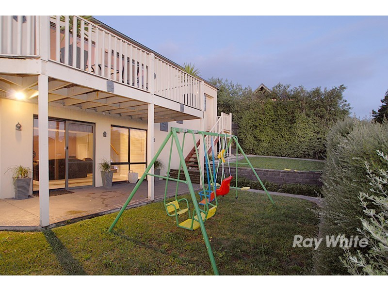 87 Montbrae Circuit, Narre Warren North VIC 3804