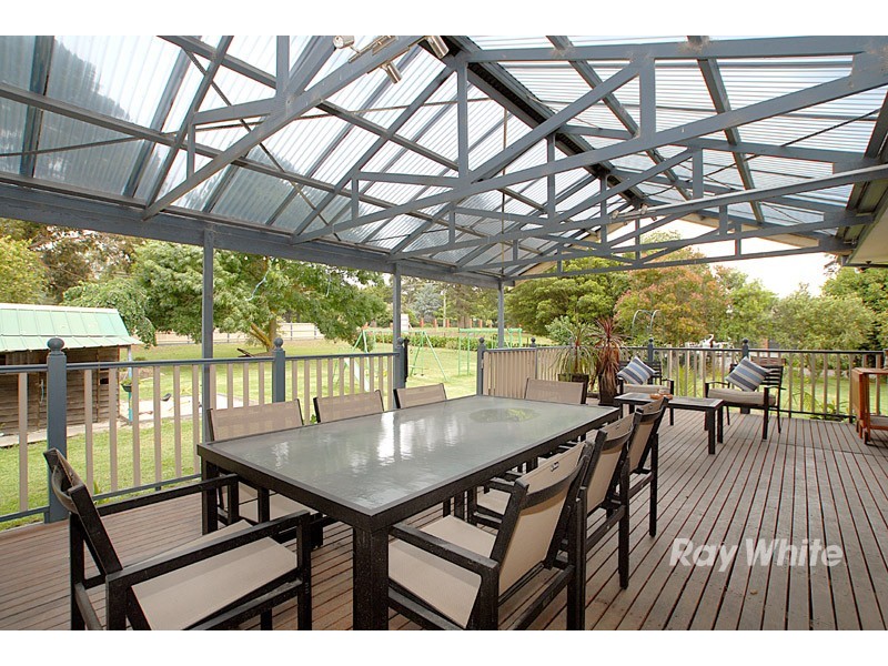 25 Jacques Road, Narre Warren North VIC 3804