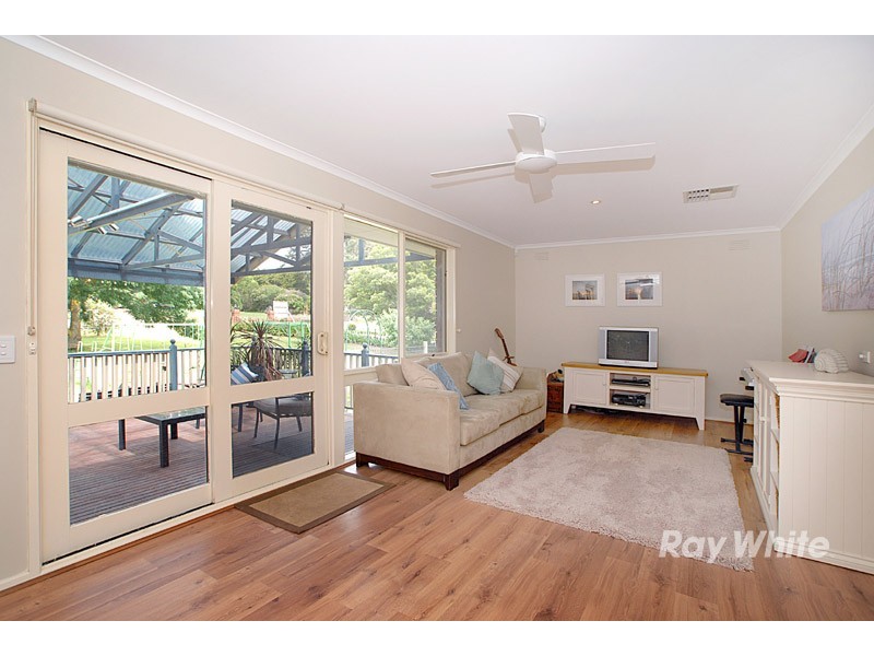 25 Jacques Road, Narre Warren North VIC 3804