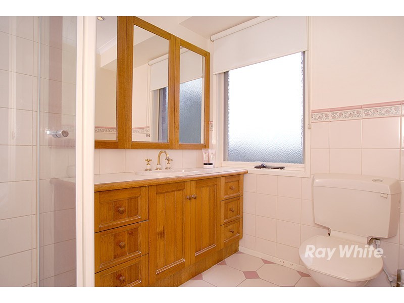 25 Jacques Road, Narre Warren North VIC 3804