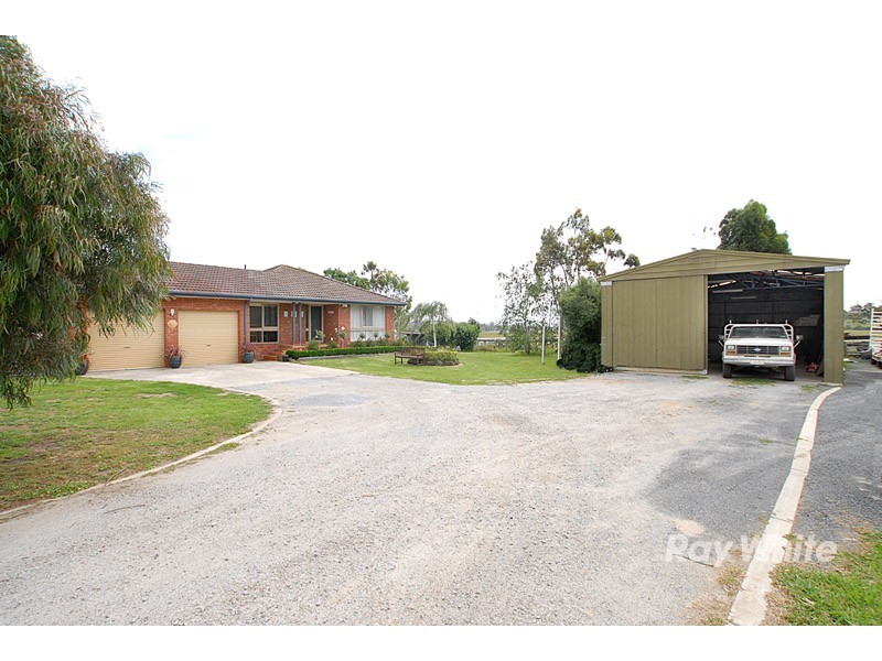 25 Jacques Road, Narre Warren North VIC 3804